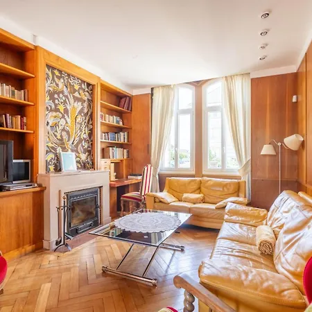Semesterbostad Manoir 19e 7 Chambres, Piscine Chauffee, Parc Arbore Proche En Champagne - Fr-1-611-95 Montier-en-Der